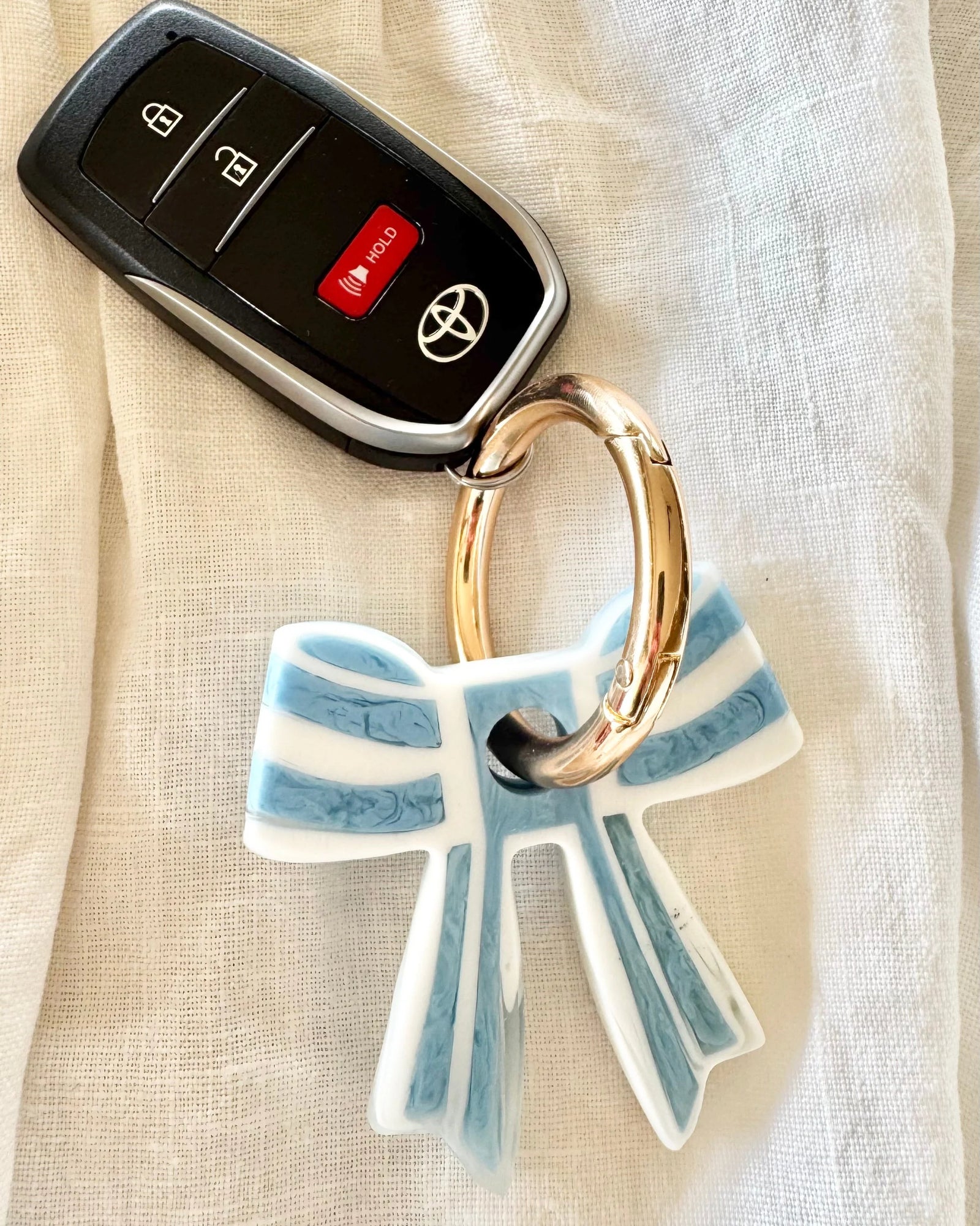 Mill & Hide - Greenwood Designs - Stripey Bow Resin Keyring