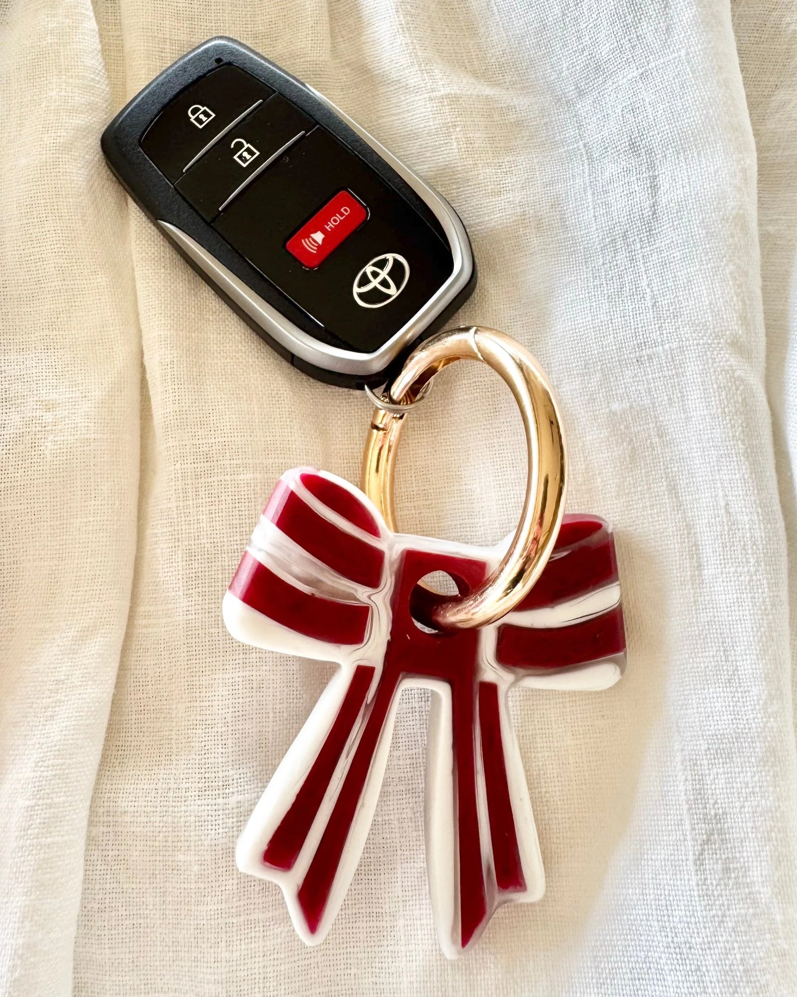 Mill & Hide - Greenwood Designs - Stripey Bow Resin Keyring