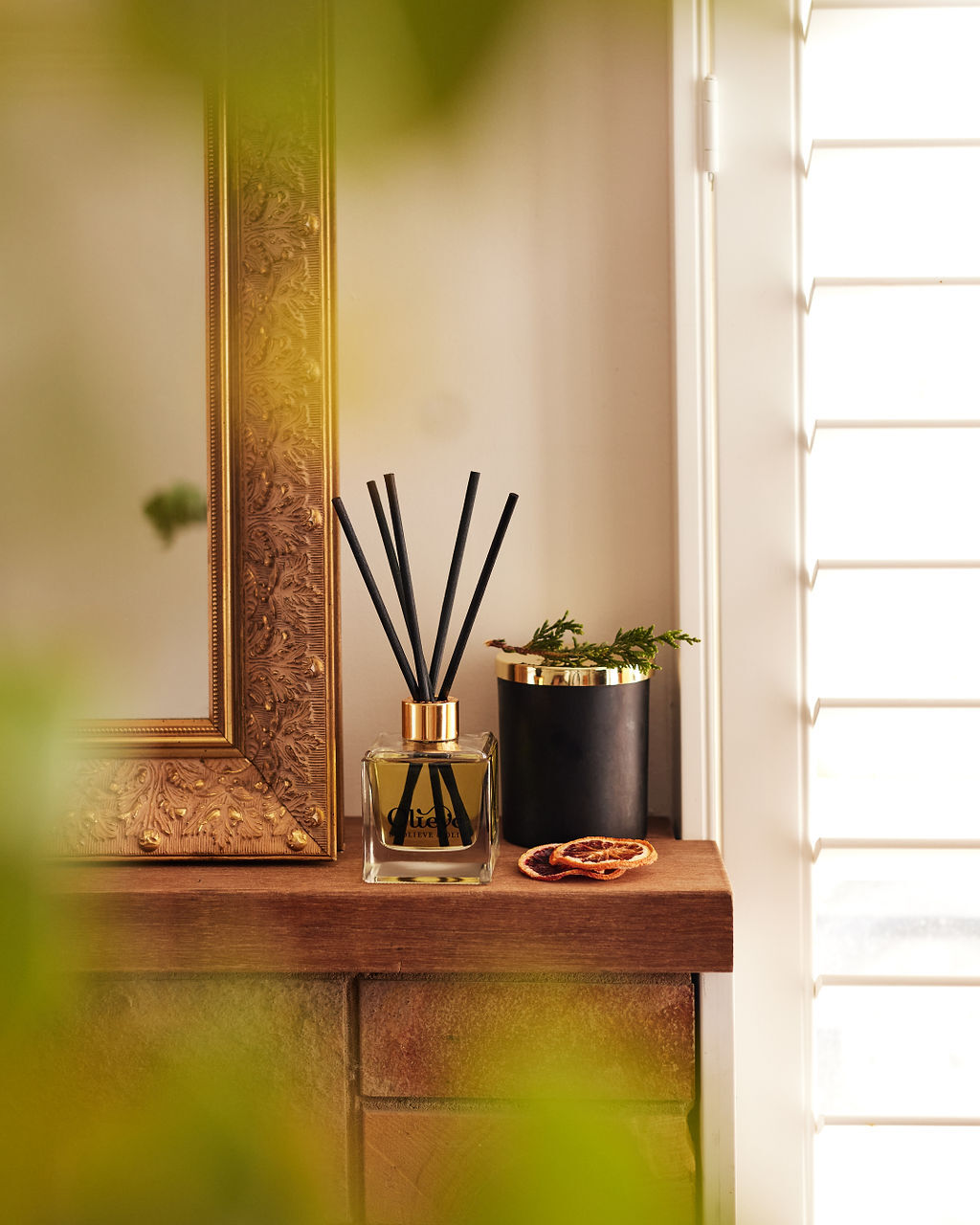 Mill & Hide - Olieve & Olie - Christmas Diffuser