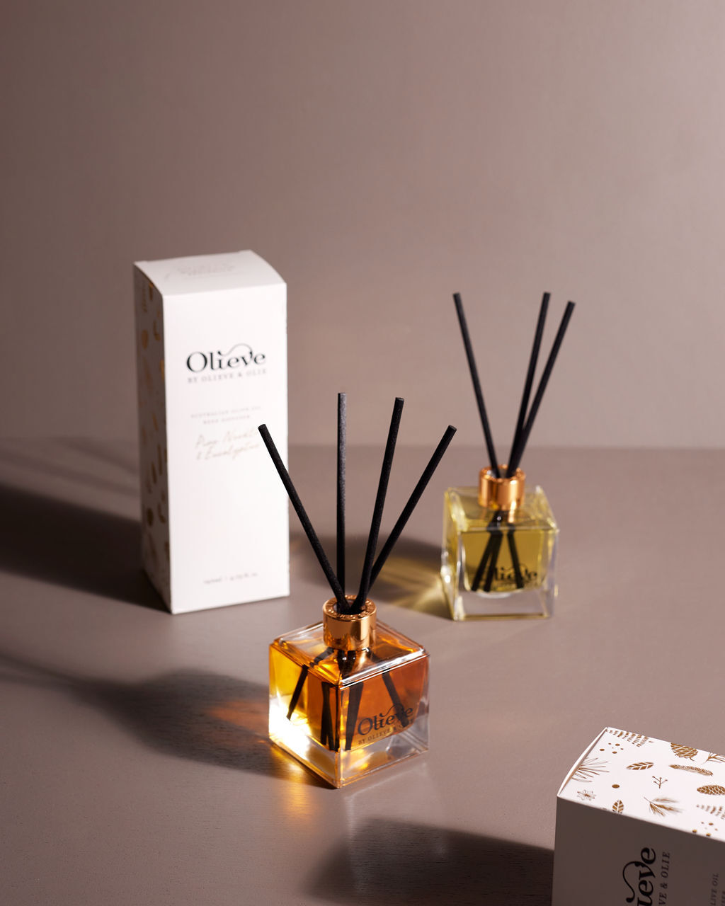 Mill & Hide - Olieve & Olie - Christmas Diffuser