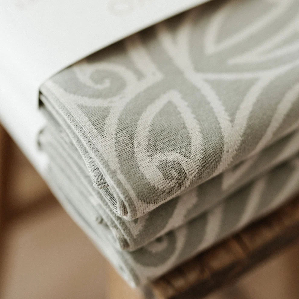 Mohimohi Pepi Blanket - Huruwhenua