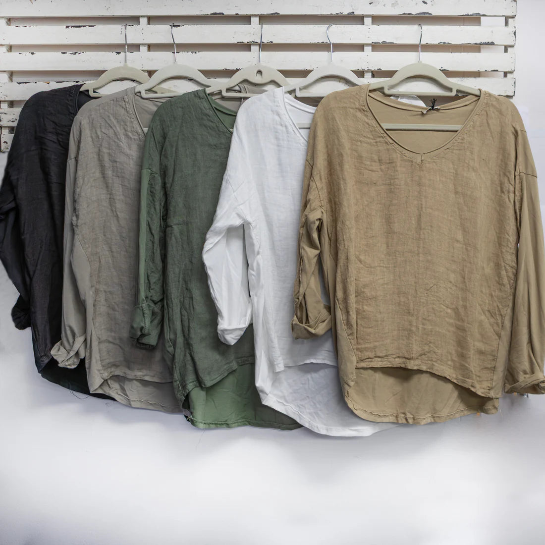 Cotton Back/Linen Front Top V Neck