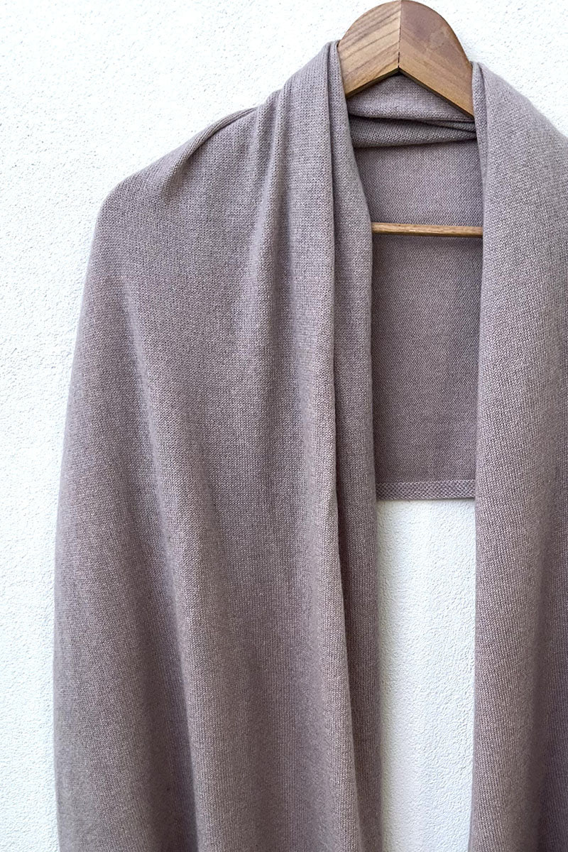 100% Cashmere Travel Wrap