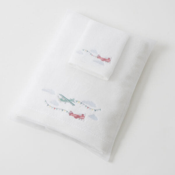 Flying High Bath Towel &amp; Face Washer in Organza Bag