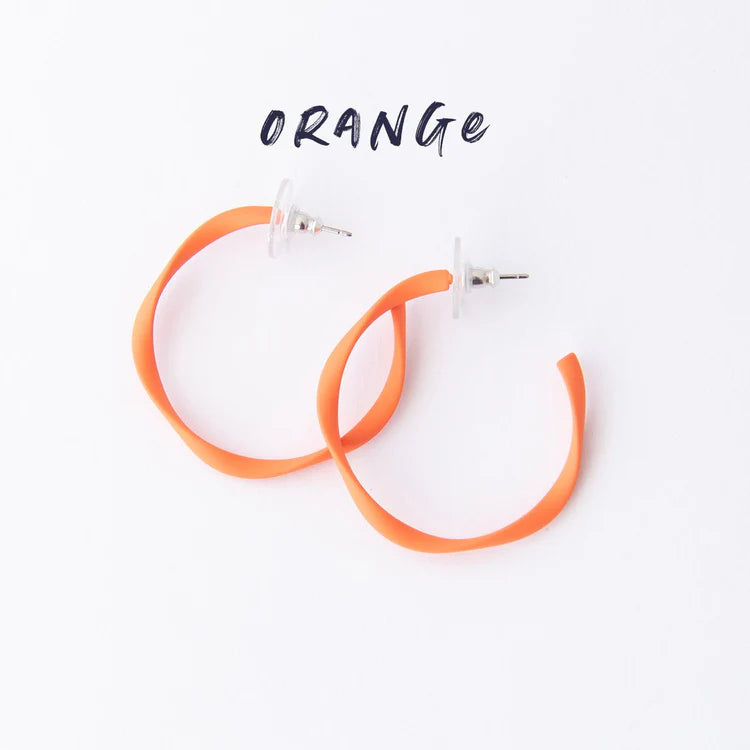 Twisted Midi Hoop Earrings