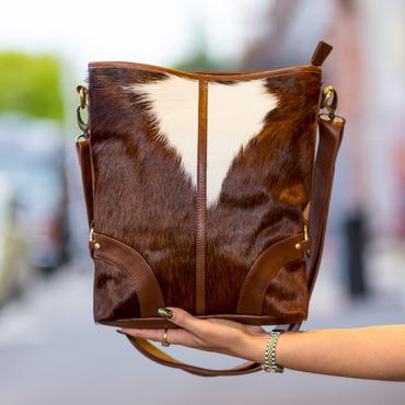 Mill & Hide - Furmoo - Clara Messenger - Chocolate