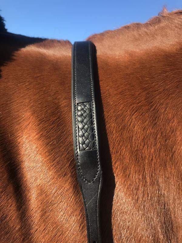 Mill & Hide - Lumiere Equestrian - Breastplate Alicia Black